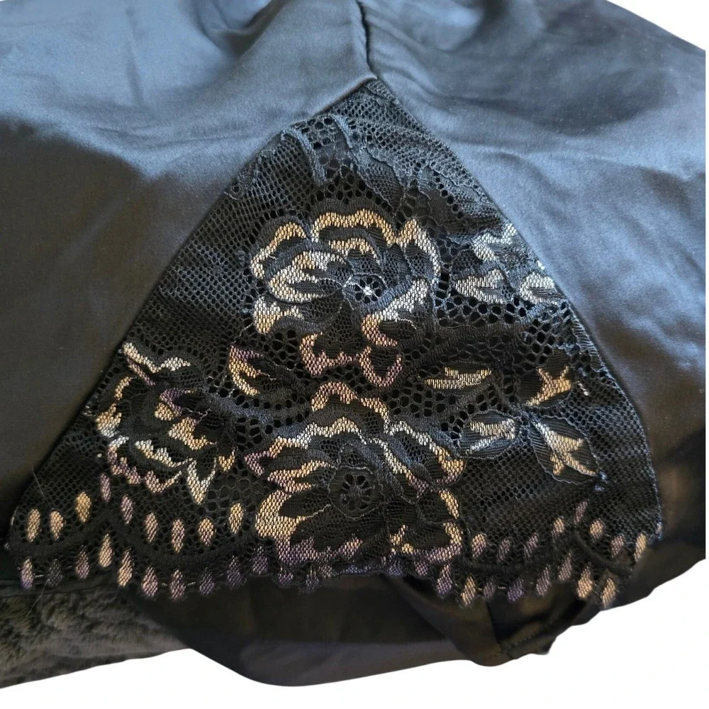 Joyspun Womens 3X Black Satin Pajama Set Cami and Lace Trim Shorts 2 Piece NWT